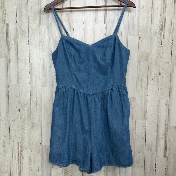 Old Navy Pants - Old Navy Denim Romper Shorts Large Basque Waist Cami Bodice Festival Cowgirl EUC